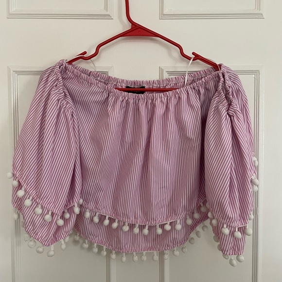 QED London Off Shoulder Crop Top With Pom
Pom Trim - Picture 5 of 6